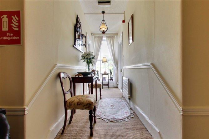 Private, Lake Road, Co. Cork