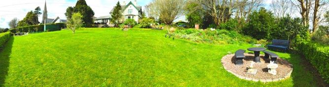 Private, Lake Road, Co. Cork