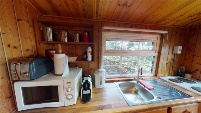 Private, Lake Road, Co. Cork