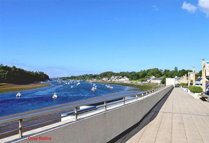 Bartra View     The Quay , Ballina, Mayo