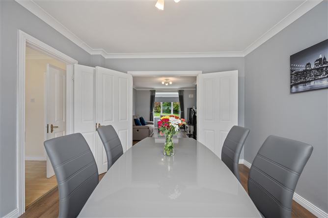 10 Upper Clevedon, Carrigaline, Cork