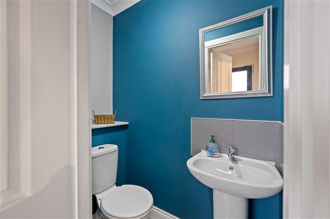 10 Upper Clevedon, Carrigaline, Cork
