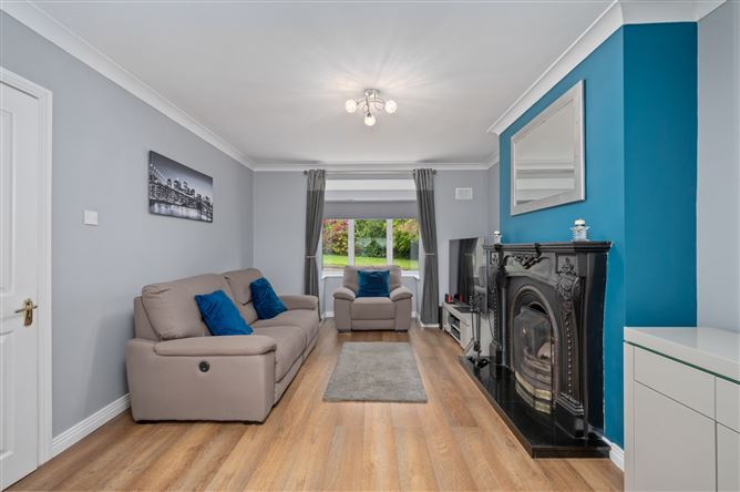 10 Upper Clevedon, Carrigaline, Cork