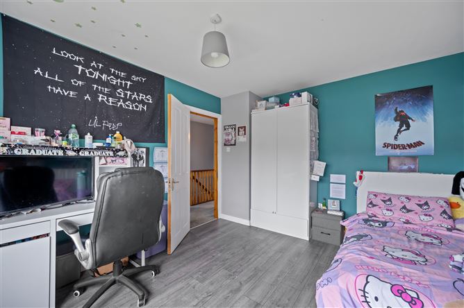 10 Upper Clevedon, Carrigaline, Cork