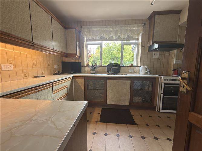 15 Dr Mannix Road, Salthill, Galway City