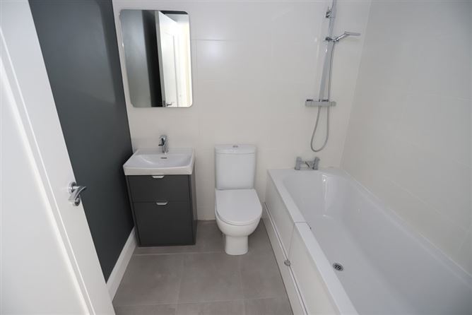 2 Rinn Na Mara, Kinvara, Co. Galway