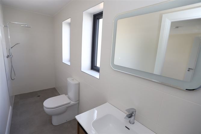 2 Rinn Na Mara, Kinvara, Co. Galway