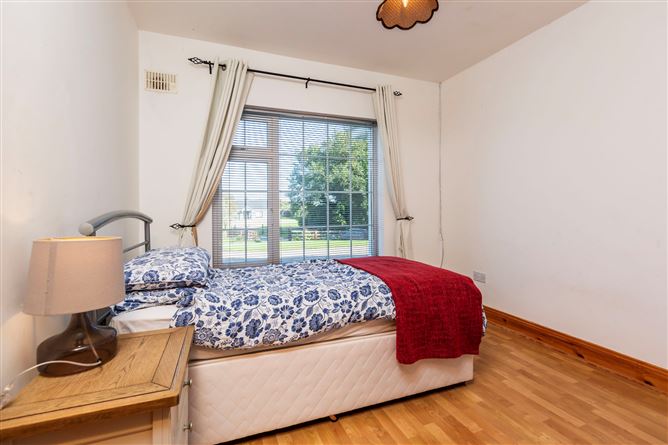 Rosa, Ballyvaldon, Blackwater, Co. Wexford