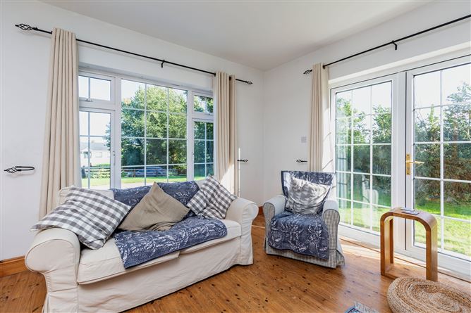 Rosa, Ballyvaldon, Blackwater, Co. Wexford