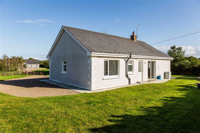 Rosa, Ballyvaldon, Blackwater, Co. Wexford