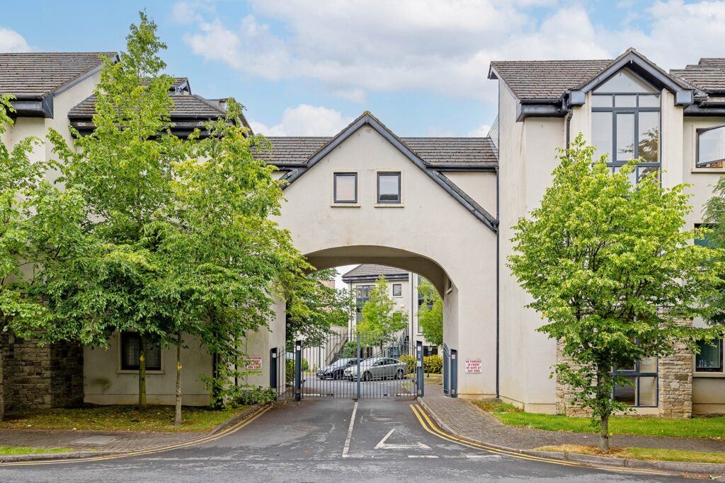 20 A Garden Apts , Naas, Kildare