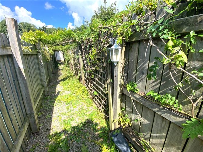 Walkinstown Road, Walkinstown, Dublin 12