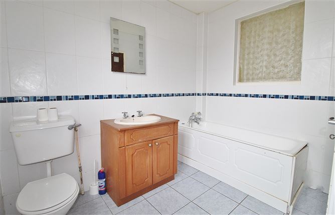 50 Grace O'Malley Drive, Howth, County Dublin