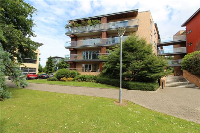 24 Cedarhurst Road, Phoenix Park Racecourse, Castleknock, Dublin 15