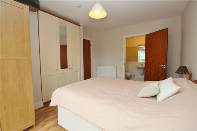 24 Cedarhurst Road, Phoenix Park Racecourse, Castleknock, Dublin 15