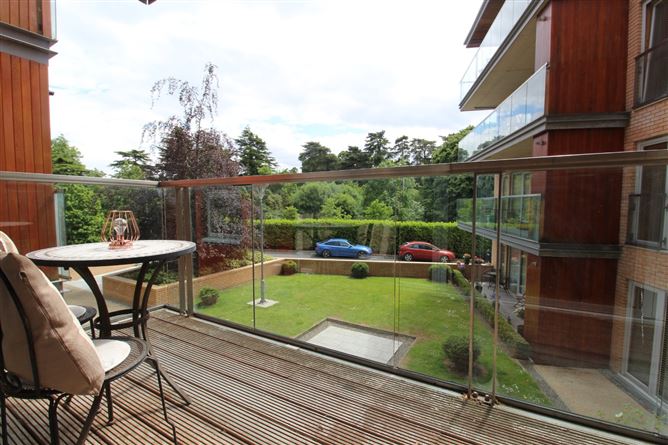 24 Cedarhurst Road, Phoenix Park Racecourse, Castleknock, Dublin 15