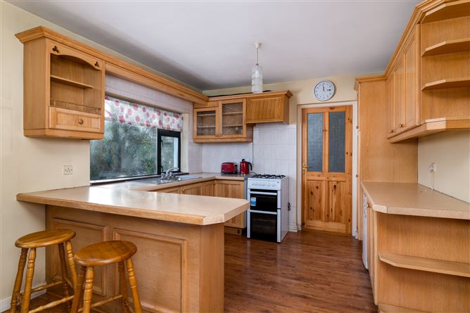 48 Mayfield Grove, Athlone, Co. Westmeath