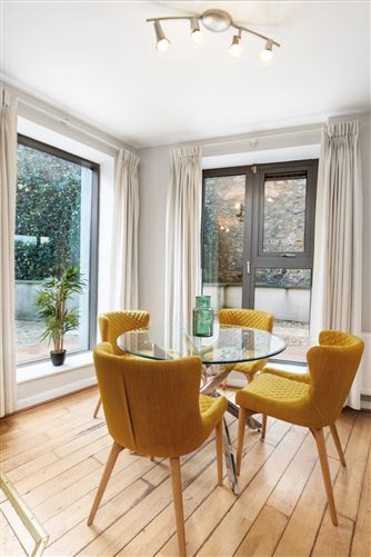 3 Marina View, Clarence Street, DunLaoghaire, Co. Dublin