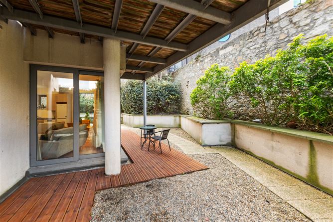 3 Marina View, Clarence Street, DunLaoghaire, Co. Dublin