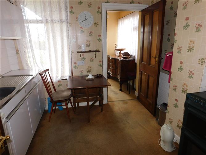 Piermount, 6 Glenview Place, New Road, Dillons Cross, Cork., City Centre Nth, Cork