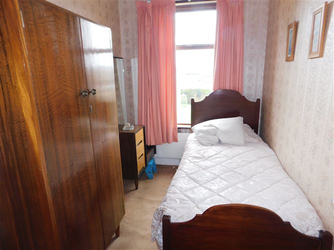 Piermount, 6 Glenview Place, New Road, Dillons Cross, Cork., City Centre Nth, Cork