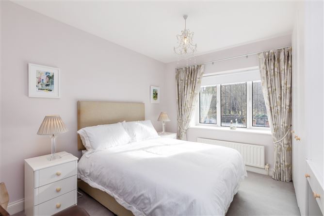 3 Chesterfield Avenue, Castleknock, Dublin 15