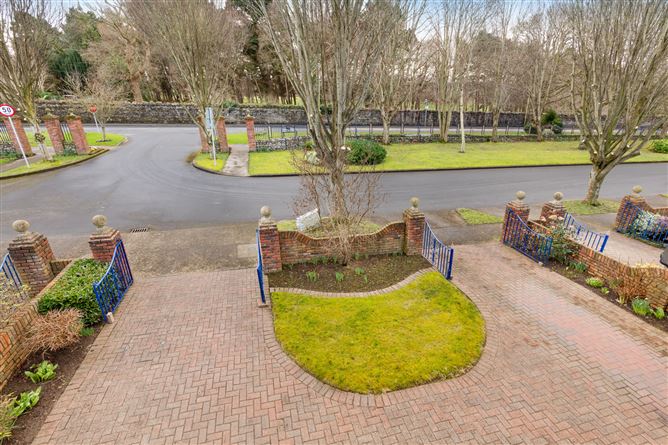 3 Chesterfield Avenue, Castleknock, Dublin 15