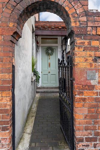 Flat 1, 2 Saint Peter`s Road, Phibsborough, Dublin 7, County Dublin