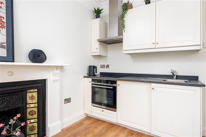 Flat 1, 2 Saint Peter`s Road, Phibsborough, Dublin 7, County Dublin