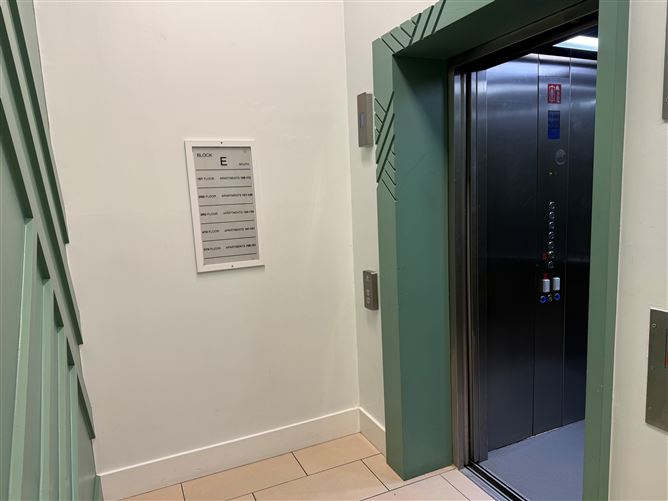 113, New Seskin Court, Tallaght, Dublin 24