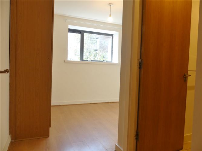 113, New Seskin Court, Tallaght, Dublin 24