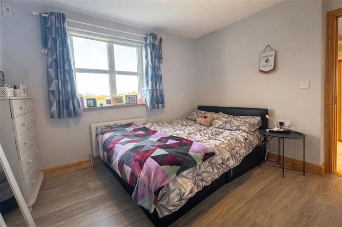 22 Dromroe, Castlebaldwin, Sligo