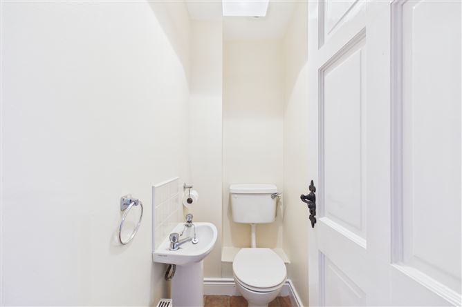 2 Kings Crescent, Arthurstown, Wexford