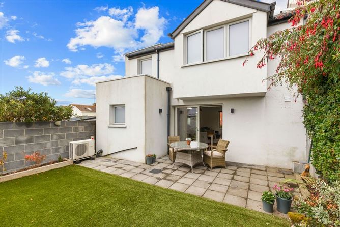 Photo 14 of 15 — 72A St Peter's Terrace, Howth,   County Dublin