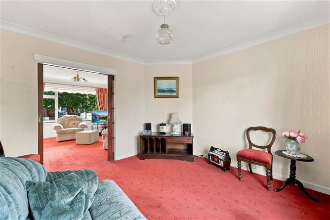 8 Lorcan Green, Santry, Dublin 9