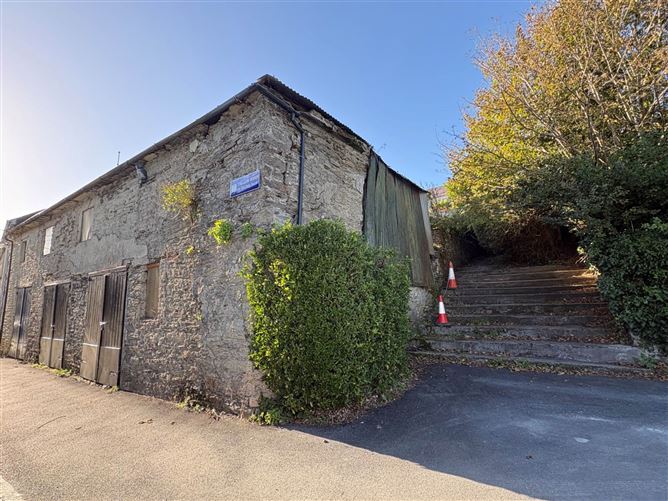 The Coach Houses, Low Road, Scilly, Kinsale, County Cork
