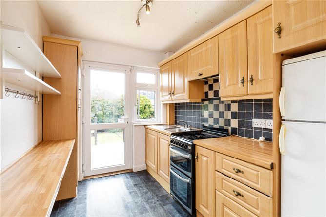 19 Elm Mount Park, Beaumont, Dublin 9