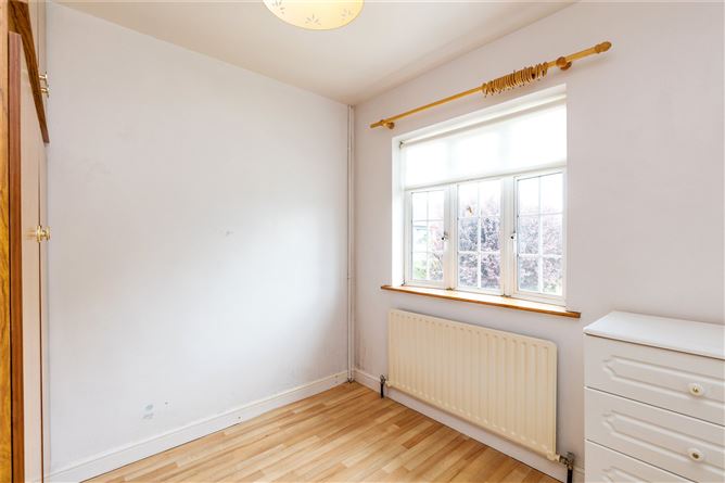 19 Elm Mount Park, Beaumont, Dublin 9