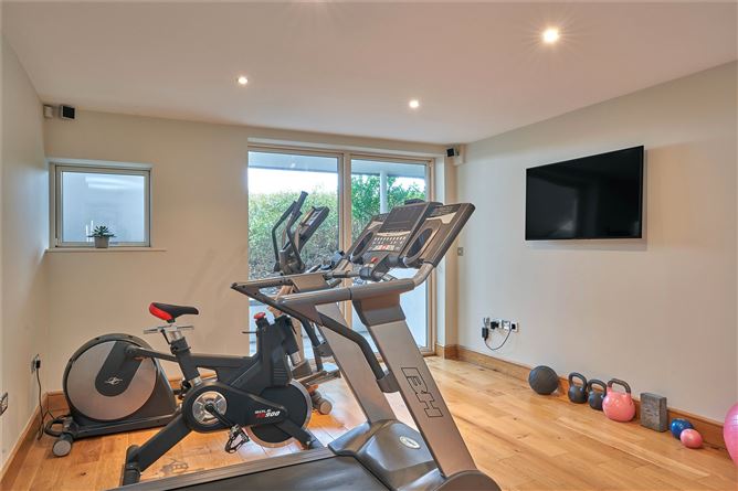 2 Thulla, Dunbo Hill, Howth, Co. Dublin