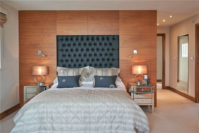 2 Thulla, Dunbo Hill, Howth, Co. Dublin