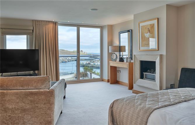 2 Thulla, Dunbo Hill, Howth, Co. Dublin