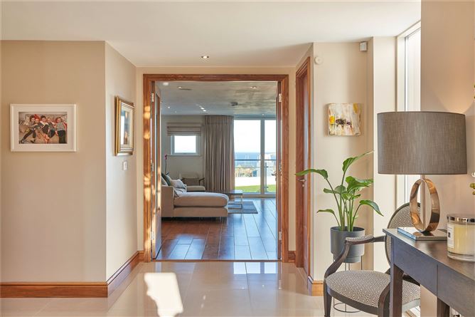 2 Thulla, Dunbo Hill, Howth, Co. Dublin