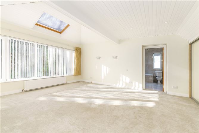 Tenchleigh, 9 The Thicket, Hainault Road, Foxrock, Dublin 18