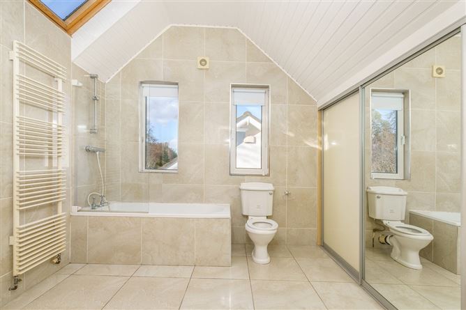 Tenchleigh, 9 The Thicket, Hainault Road, Foxrock, Dublin 18