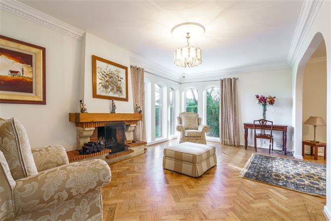 Tenchleigh, 9 The Thicket, Hainault Road, Foxrock, Dublin 18