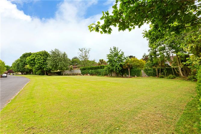 Tenchleigh, 9 The Thicket, Hainault Road, Foxrock, Dublin 18