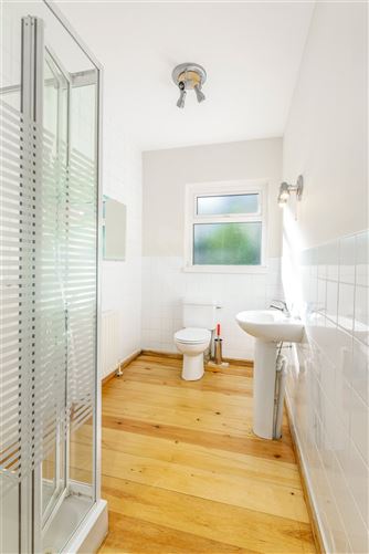 Tenchleigh, 9 The Thicket, Hainault Road, Foxrock, Dublin 18