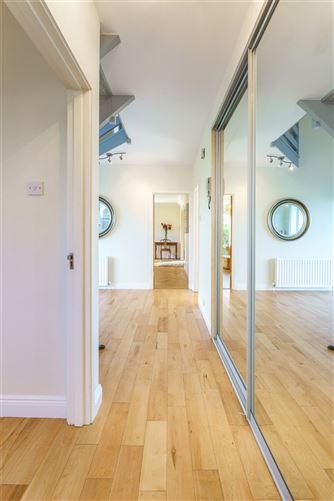 Tenchleigh, 9 The Thicket, Hainault Road, Foxrock, Dublin 18