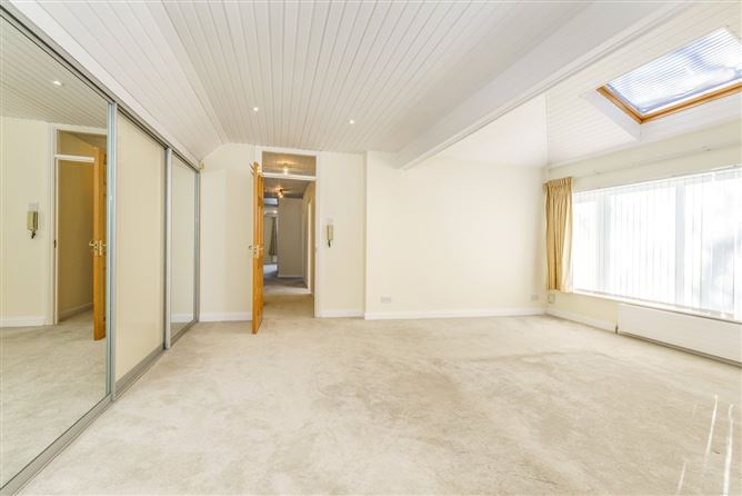 Tenchleigh, 9 The Thicket, Hainault Road, Foxrock, Dublin 18