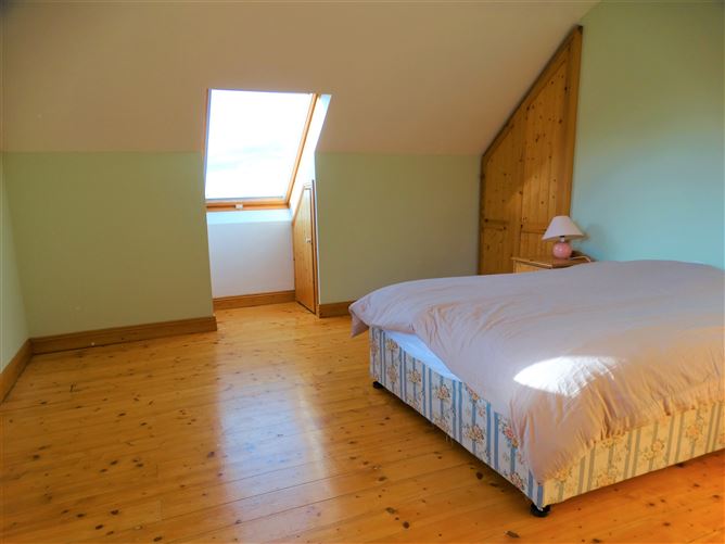 Pineview, Slievethoul, Rathcoole, Co. Dublin, Rathcoole, Dublin